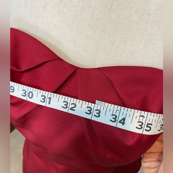 Y2K David’s bridal 2piece red satin strapless corset sz2 Matching maxi skirt sz4 - Picture 6 of 15